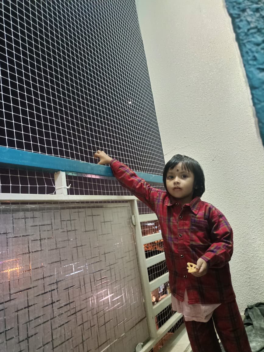 Child Safety Nets Installation